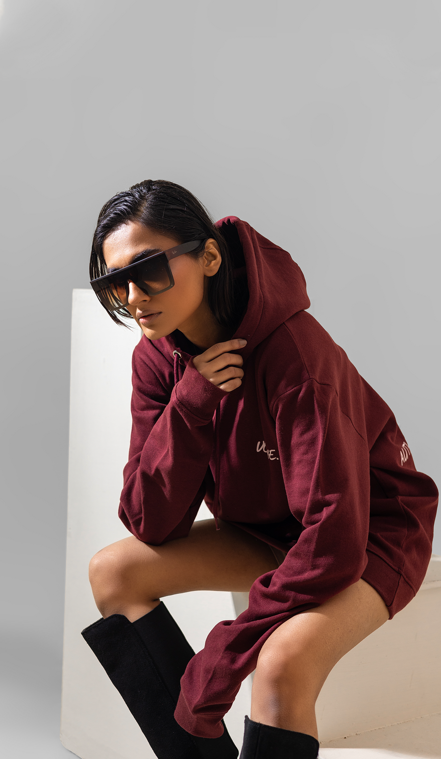 Vogue Signature Hoodie for Men / Couples Cool Graphic Hooded Pullover
